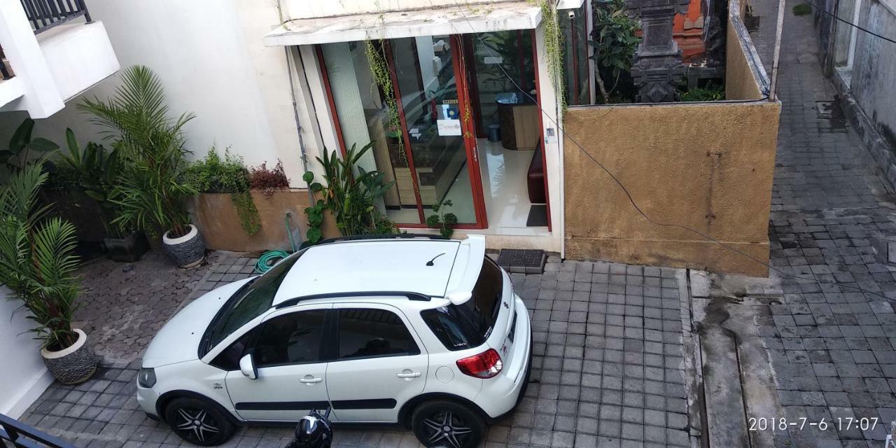 Wisma tamu D'pande Kuta